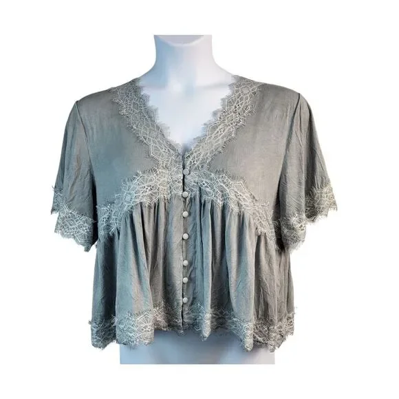 POL BOHO Cropped Blouse Short Sleeves Deep V-Neck Feathered Lace Gray Large NEW - Picture 5 of 15